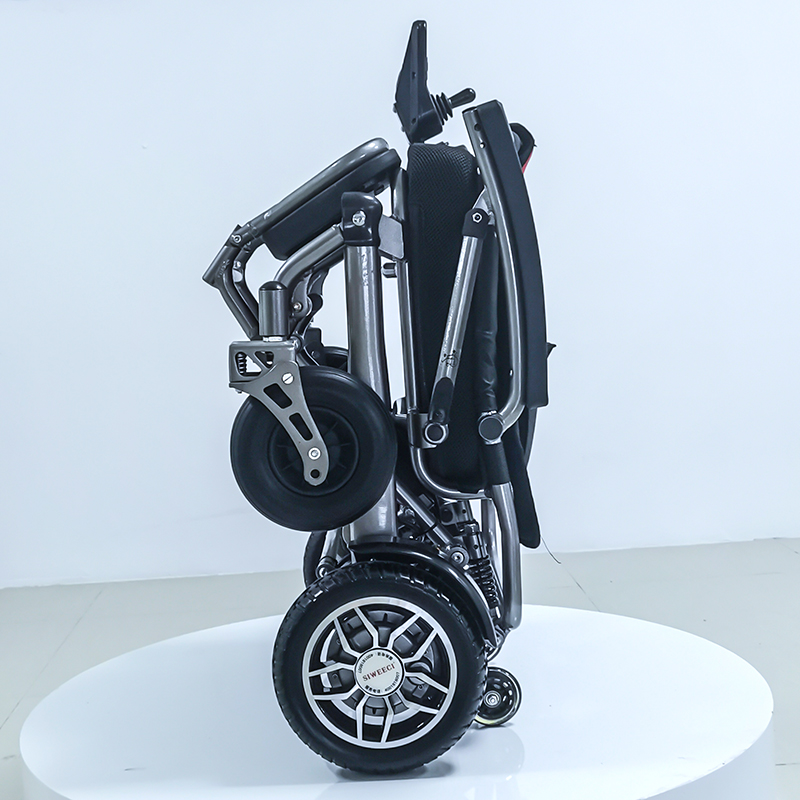Ultra-Light Aluminum Wheelchair - Foldable Design, 150kg Capacity for Disabled & Elderly Users Ultra-Light Aluminum Wheelchair - Foldable Design, 150kg Capacity for Disabled & Elderly Users